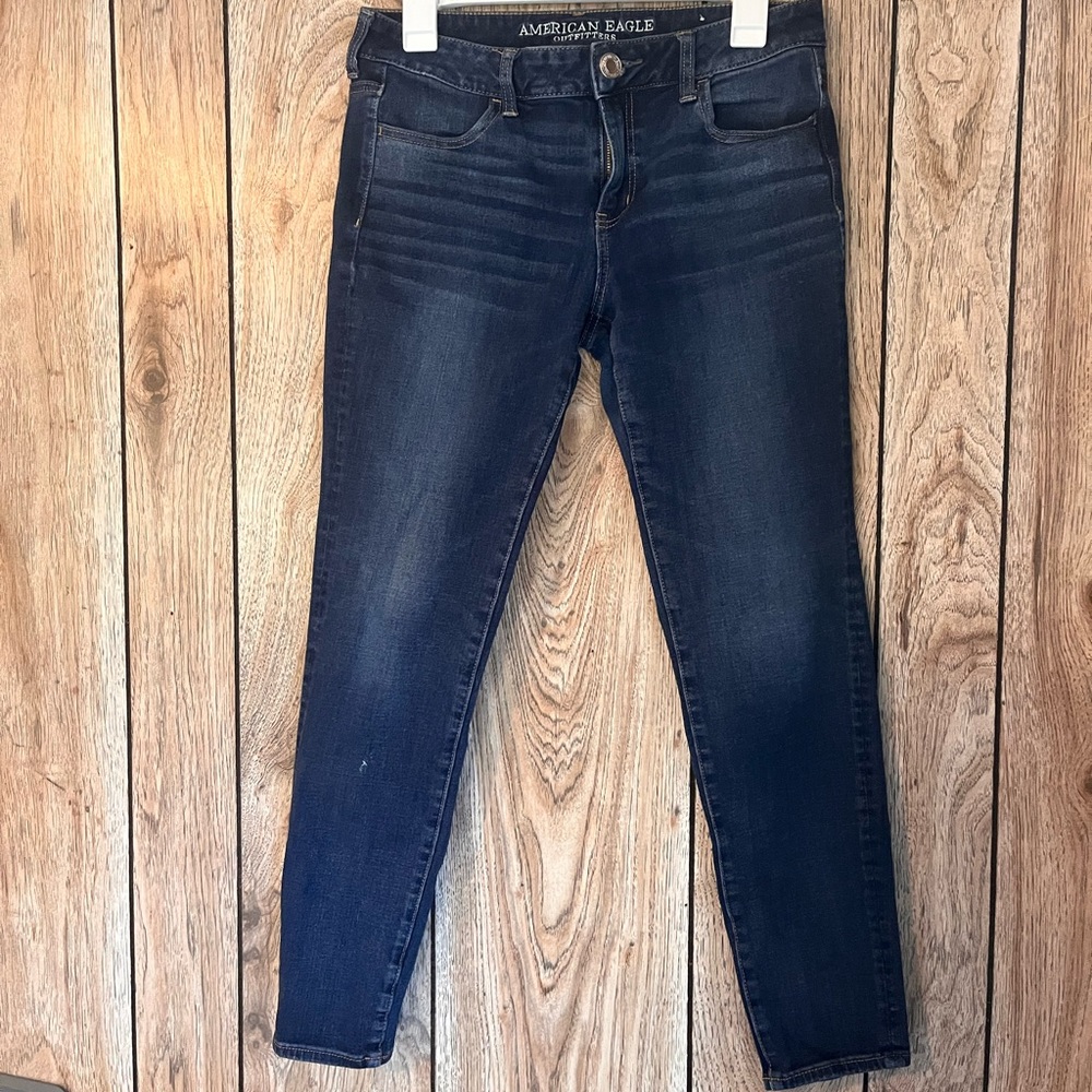 American Eagle dark wash jegging